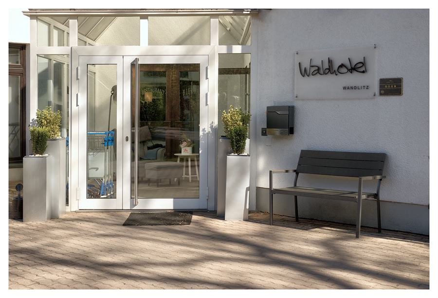 Waldhotel Wandlitz — Eingang